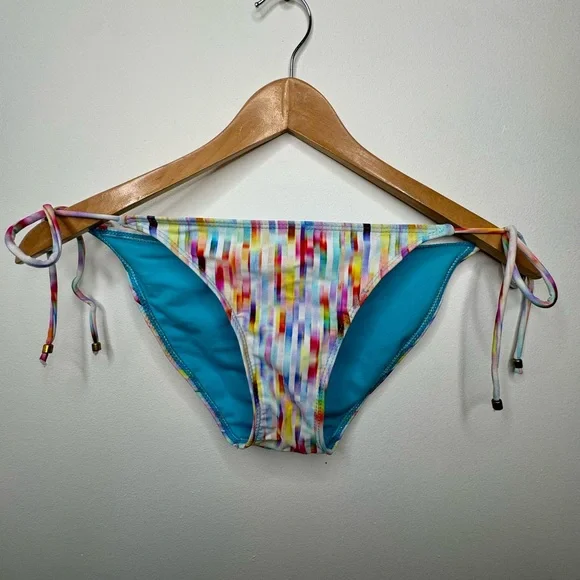 Colorful Striped Bikini Set - Picture 6 of 9